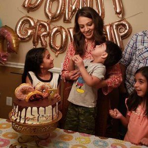 Meet your Posher, Samra